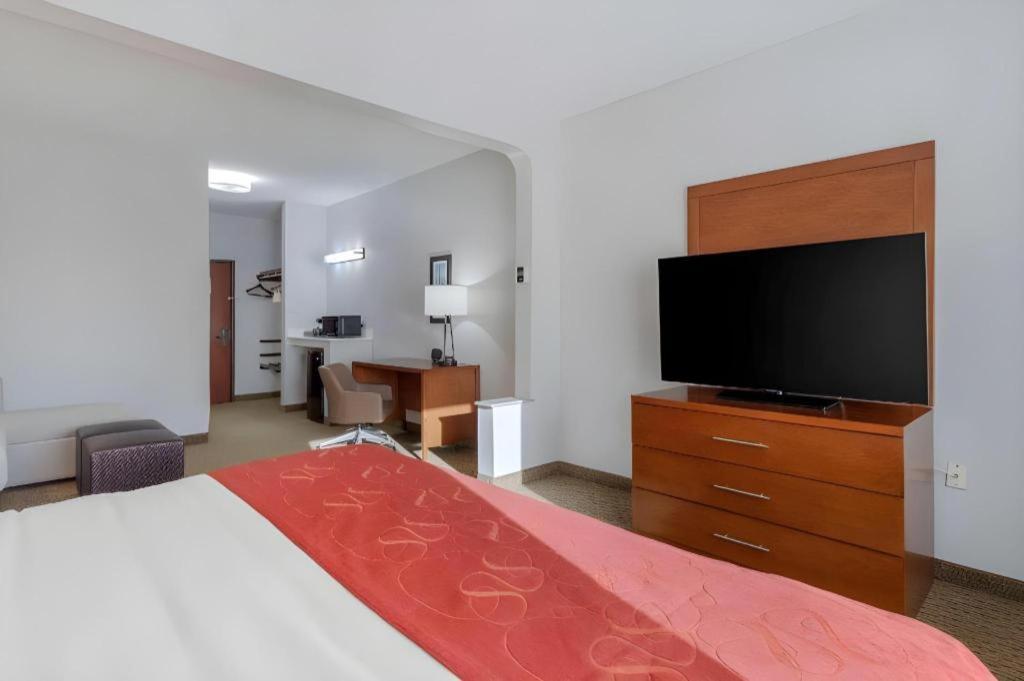Comfort Suites La Porte Ngoại thất bức ảnh